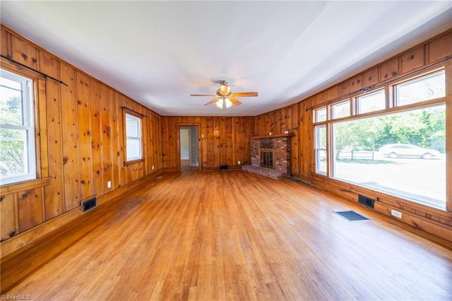 534 E King Street, King, NC 27021