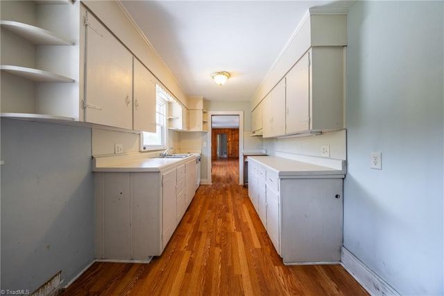 534 E King Street, King, NC 27021