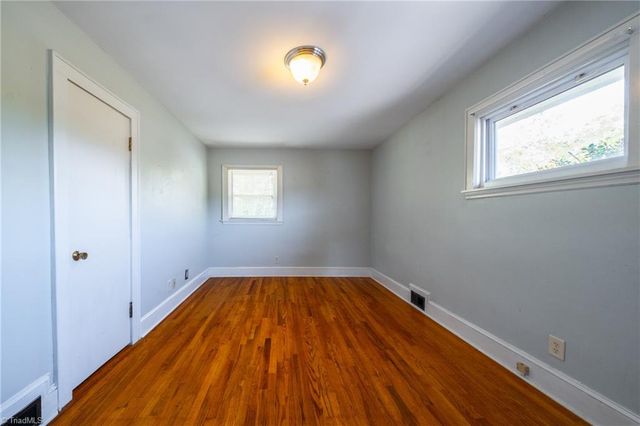 534 E King Street, King, NC 27021
