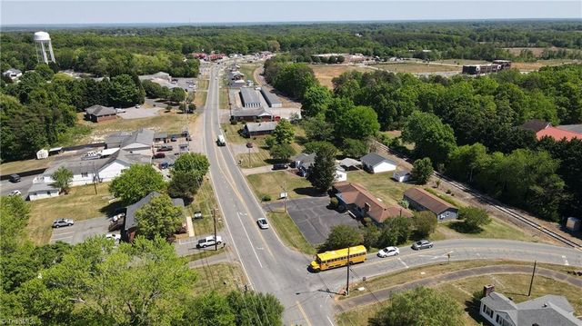 534 E King Street, King, NC 27021