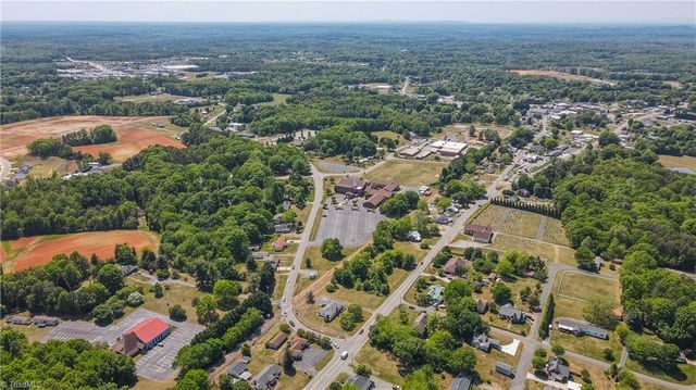 534 E King Street, King, NC 27021