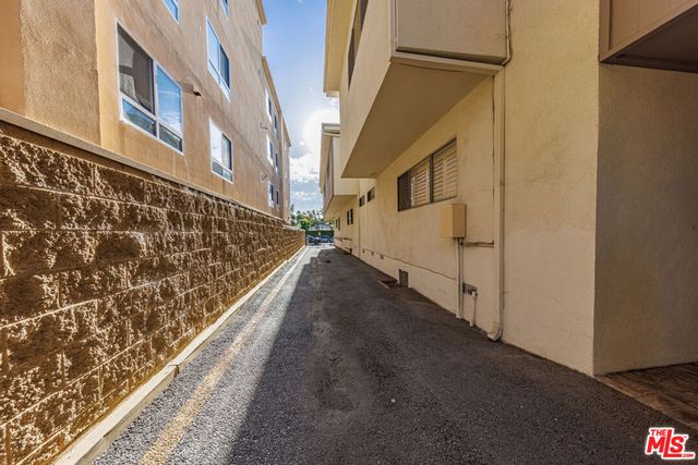 1522 S Centinela Avenue 210, Los Angeles, CA 90025