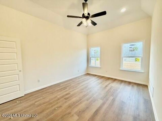 1056 Great Glen Drive, Southaven, MS 38671