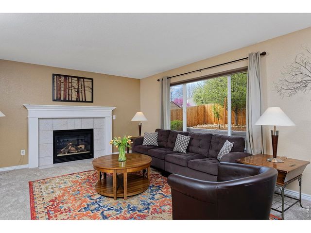 1209 Button Rock Dr, Longmont, CO 80504