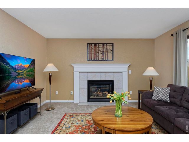 1209 Button Rock Dr, Longmont, CO 80504