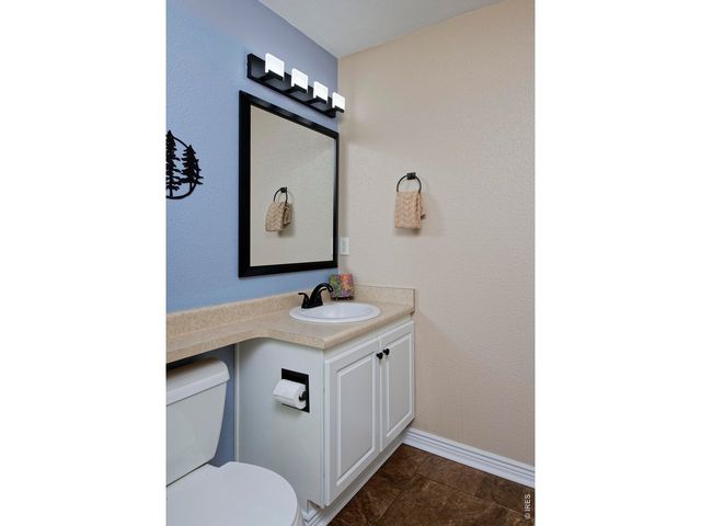 1209 Button Rock Dr, Longmont, CO 80504