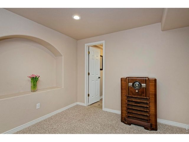 1209 Button Rock Dr, Longmont, CO 80504