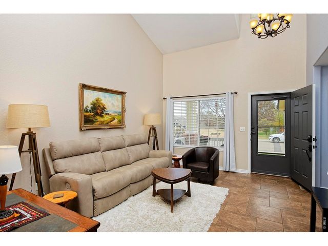 1209 Button Rock Dr, Longmont, CO 80504