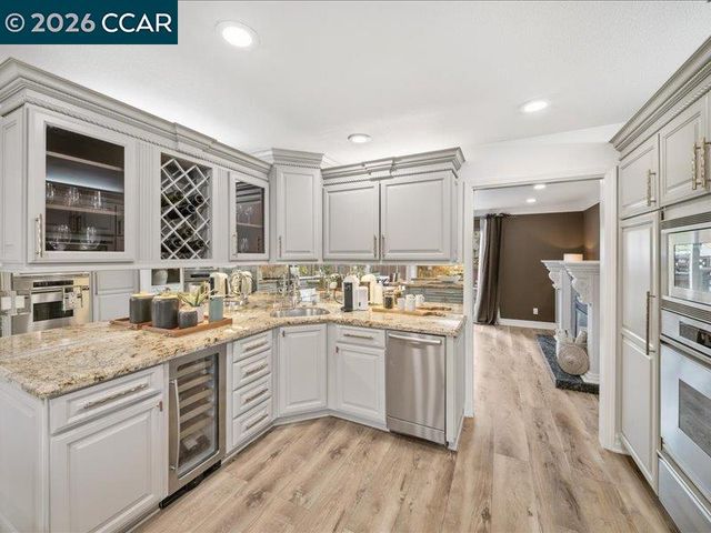 400 Fernando Ct, San Ramon, CA 94583