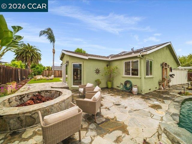 400 Fernando Ct, San Ramon, CA 94583