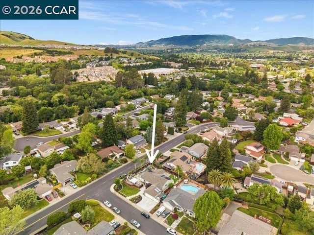 400 Fernando Ct, San Ramon, CA 94583