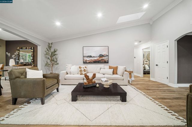 400 Fernando Ct, San Ramon, CA 94583