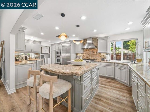 400 Fernando Ct, San Ramon, CA 94583