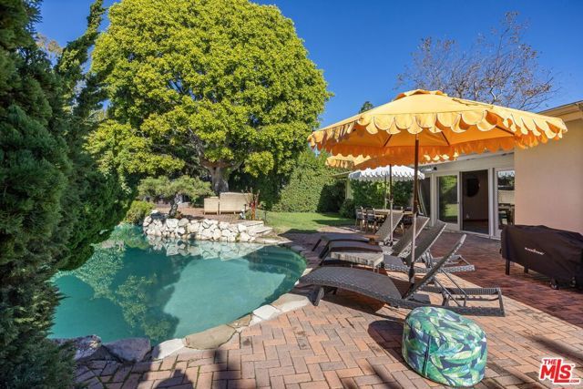 1133 Somera Road, Los Angeles, CA 90077