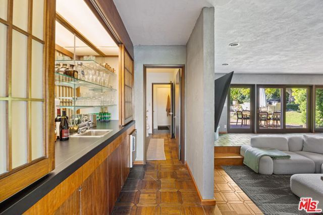 1133 Somera Road, Los Angeles, CA 90077