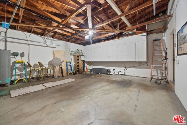 1133 Somera Road, Los Angeles, CA 90077