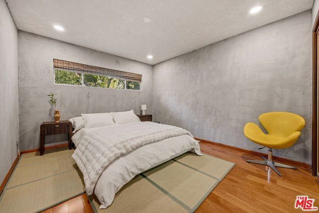 1133 Somera Road, Los Angeles, CA 90077