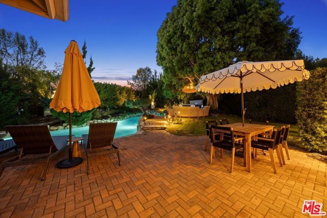 1133 Somera Road, Los Angeles, CA 90077