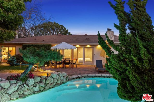 1133 Somera Road, Los Angeles, CA 90077