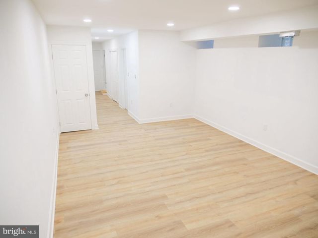 2555 N 33RD ST, Philadelphia, PA 19132
