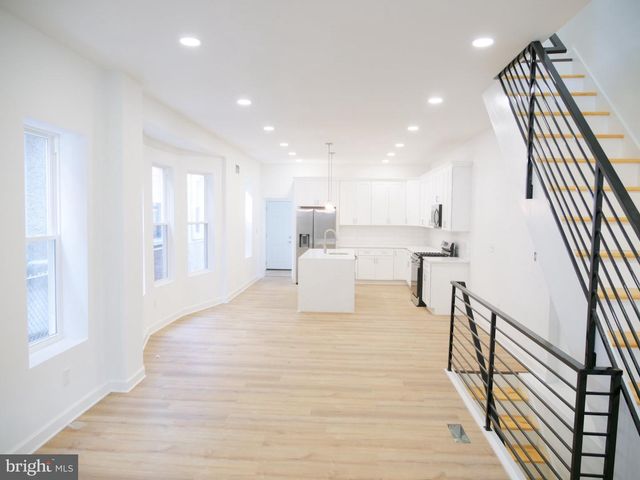 2555 N 33RD ST, Philadelphia, PA 19132