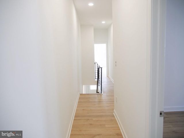2555 N 33RD ST, Philadelphia, PA 19132