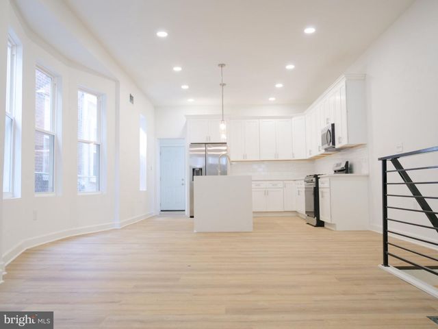 2555 N 33RD ST, Philadelphia, PA 19132