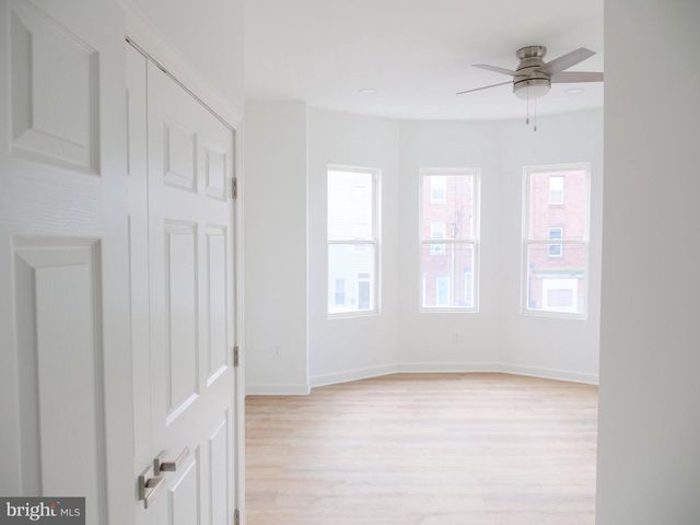 2555 N 33RD ST, Philadelphia, PA 19132