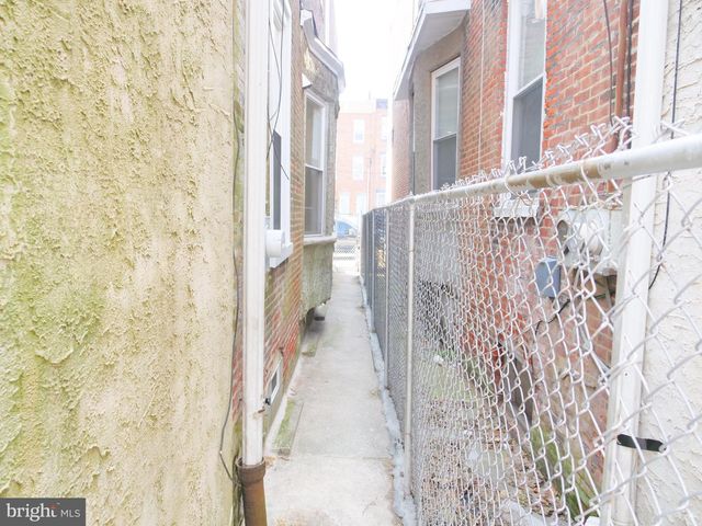 2555 N 33RD ST, Philadelphia, PA 19132