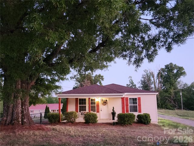 1734 Sneed Drive, Shelby, NC 28150