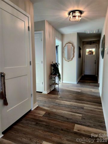 1734 Sneed Drive, Shelby, NC 28150