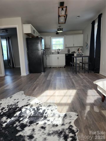 1734 Sneed Drive, Shelby, NC 28150