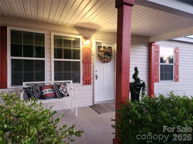 1734 Sneed Drive, Shelby, NC 28150