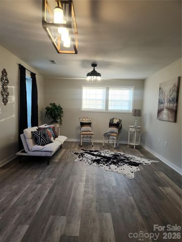 1734 Sneed Drive, Shelby, NC 28150