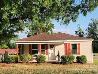 1734 Sneed Drive, Shelby, NC 28150