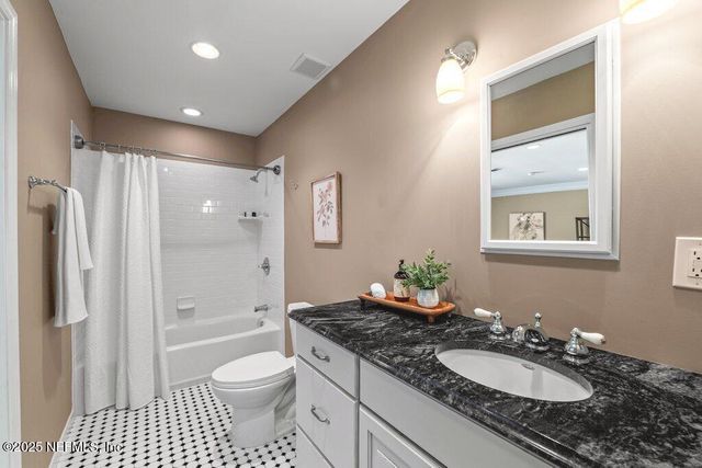 10127 GOLF CLUB Drive, Jacksonville, FL 32256