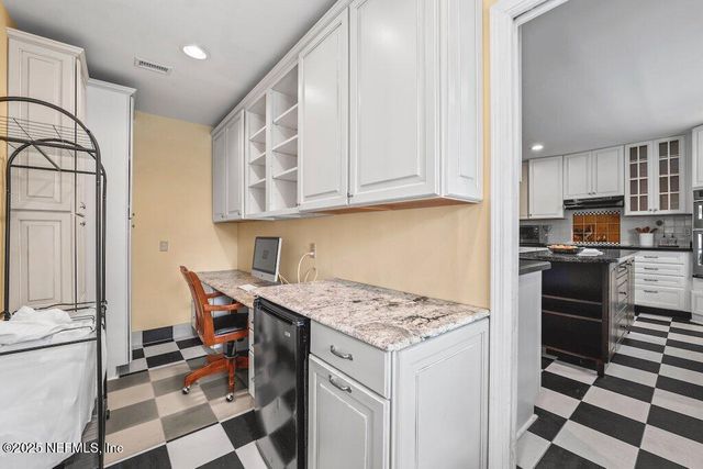 10127 GOLF CLUB Drive, Jacksonville, FL 32256