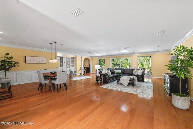 10127 GOLF CLUB Drive, Jacksonville, FL 32256
