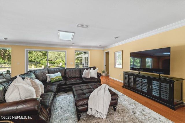 10127 GOLF CLUB Drive, Jacksonville, FL 32256