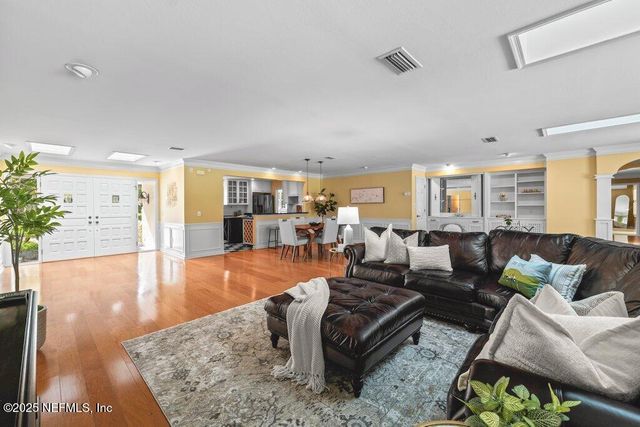 10127 GOLF CLUB Drive, Jacksonville, FL 32256