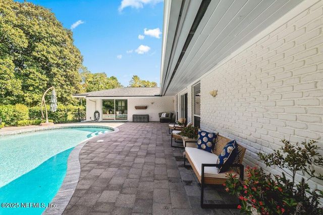 10127 GOLF CLUB Drive, Jacksonville, FL 32256