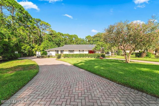 10127 GOLF CLUB Drive, Jacksonville, FL 32256