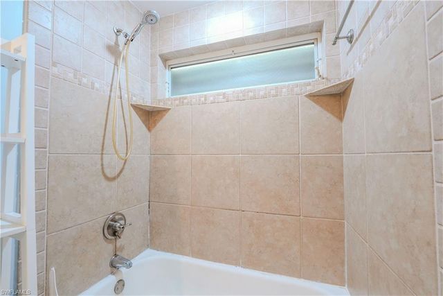 430 Saint Andrews BLVD 6, Naples, FL 34113