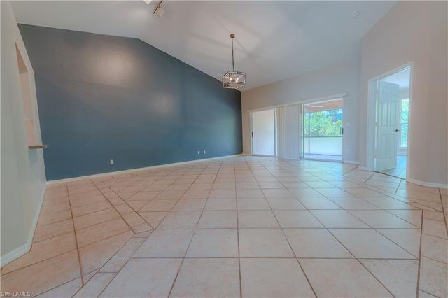 430 Saint Andrews BLVD 6, Naples, FL 34113
