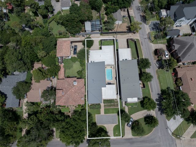 1510 Eastus Drive, Dallas, TX 75208