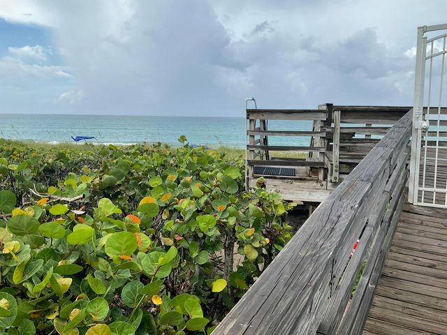 11000 S OCEAN Drive 2-9, Jensen Beach, FL 34957