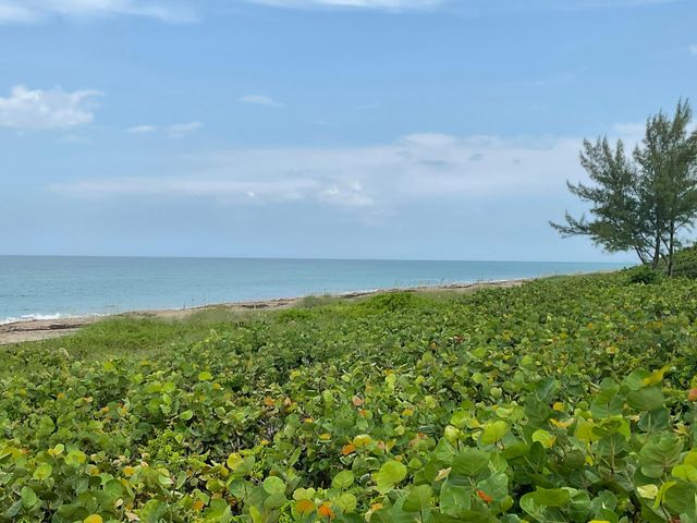 11000 S OCEAN Drive 2-9, Jensen Beach, FL 34957