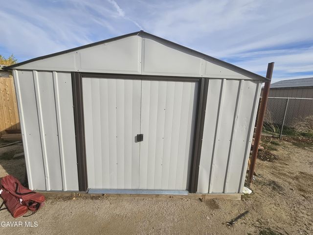 5818 Hidden Trail Road, Rosamond, CA 93560