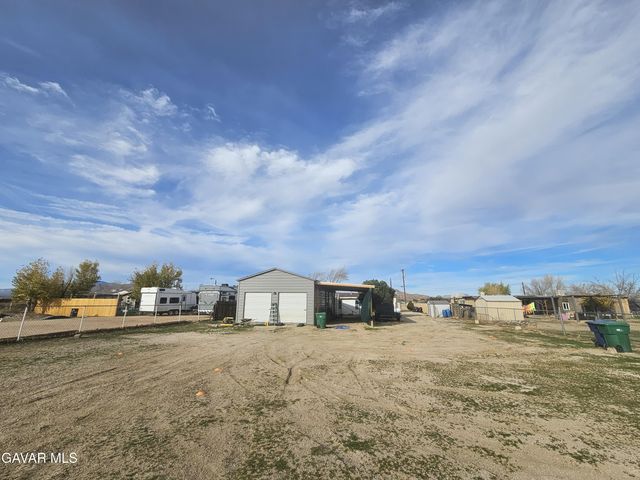 5818 Hidden Trail Road, Rosamond, CA 93560