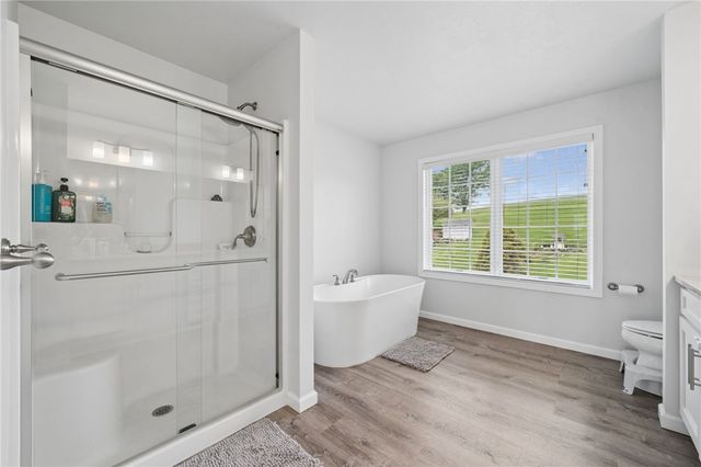 369 Durst Rd, North Huntingdon, PA 15642